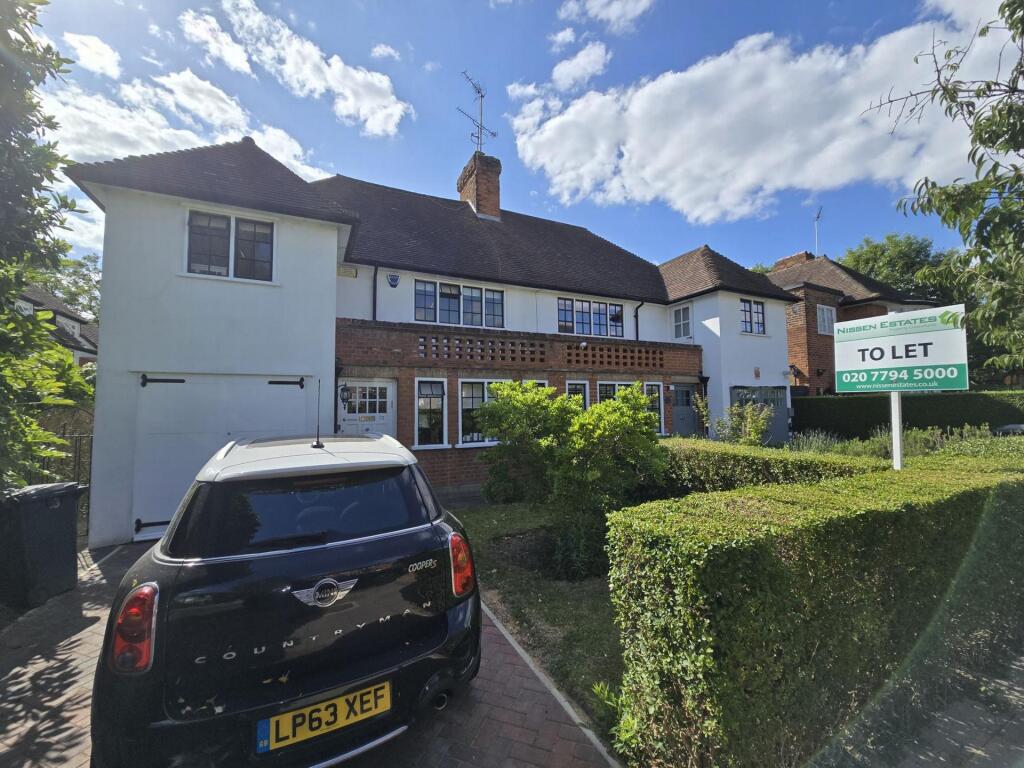 3 bed Detached for rent in Finchley. From Nissen Estates Ltd - London