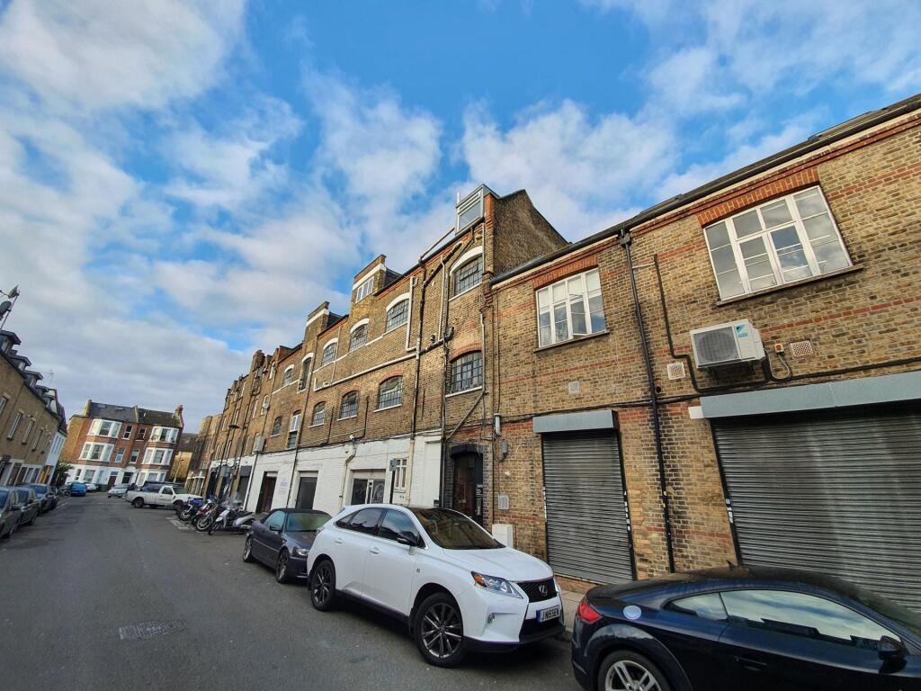 3 bed 1st Floor Flat for rent in Hampstead. From Nissen Estates Ltd - London 3 bed 1st Floor Flat for rent in Hampstead. From Nissen Estates Ltd - London