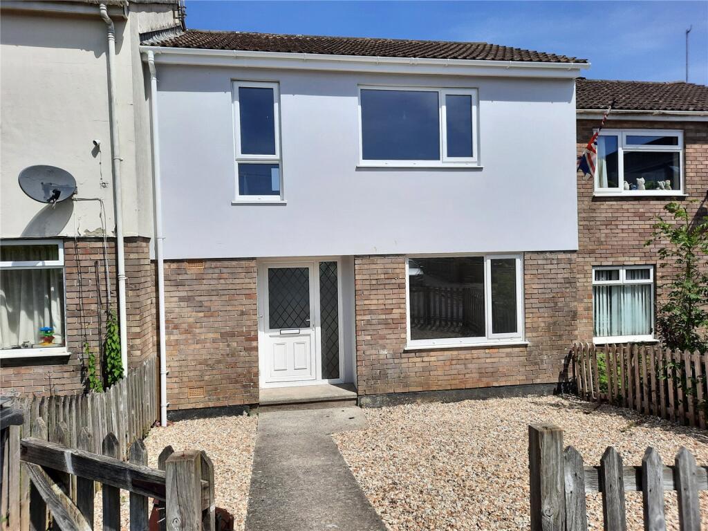 2 bed Mid Terraced House for rent in Chard. From Paul Fenton Estate Agents - Chard