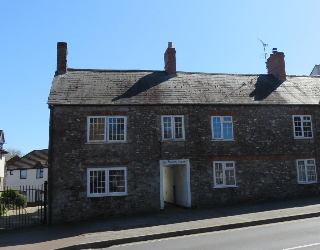 1 bed Mid Terraced House for rent in Chard. From Paul Fenton Estate Agents - Chard