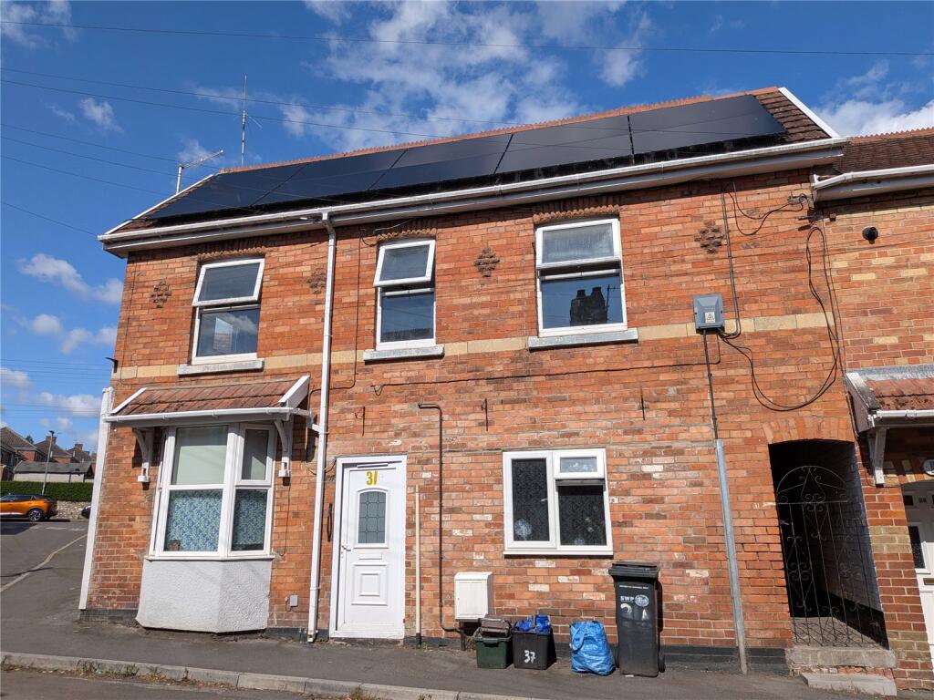 2 bed Apartment for rent in Chard. From Paul Fenton Estate Agents - Chard 2 bed Apartment for rent in Chard. From Paul Fenton Estate Agents - Chard