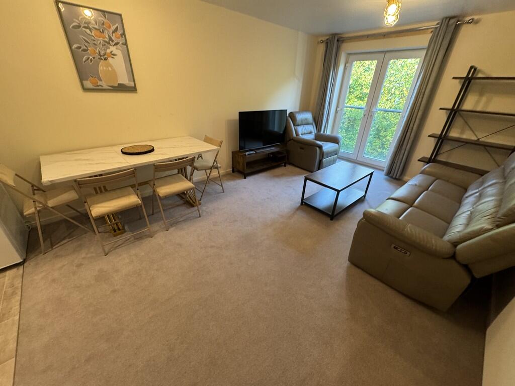 2 bed Apartment for rent in Blackburn. From Hannon Holmes Limited - Bolton