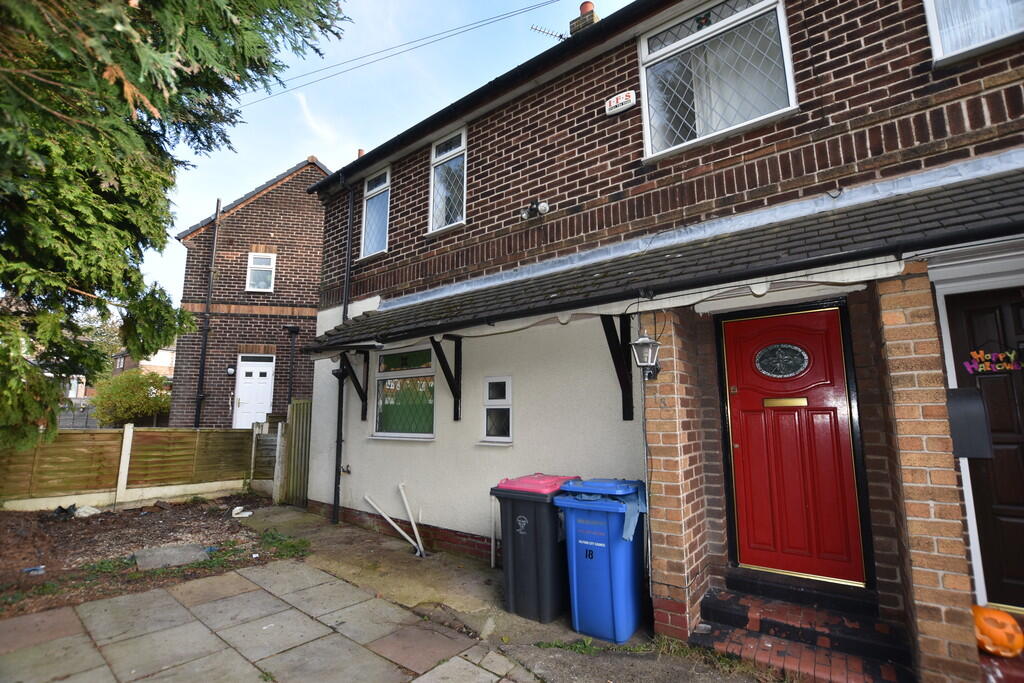 2 bed Semi Detached for rent in Manchester. From Hannon Holmes Limited - Bolton