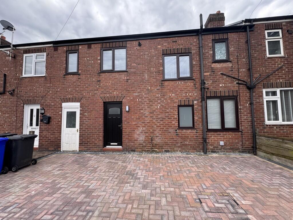 3 bed Mid Terraced House for rent in Clifton. From Hannon Holmes Limited - Bolton