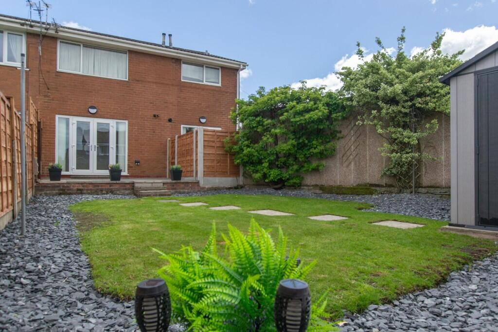 2 bed House (unspecified) for rent in Little Lever. From Hannon Holmes Limited - Bolton 2 bed House (unspecified) for rent in Little Lever. From Hannon Holmes Limited - Bolton