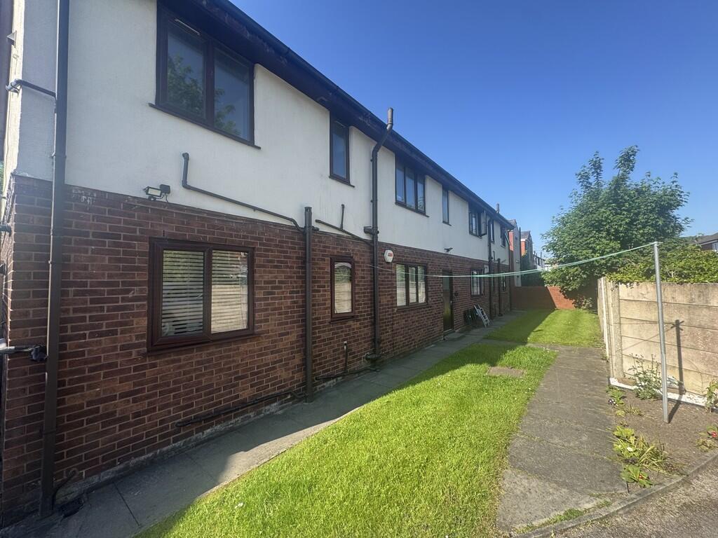 2 bed House (unspecified) for rent in Little Lever. From Hannon Holmes Limited - Bolton
