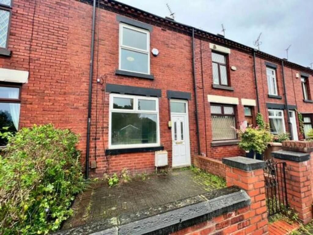 2 bed Mid Terraced House for rent in Manchester. From Hannon Holmes Limited - Bolton
