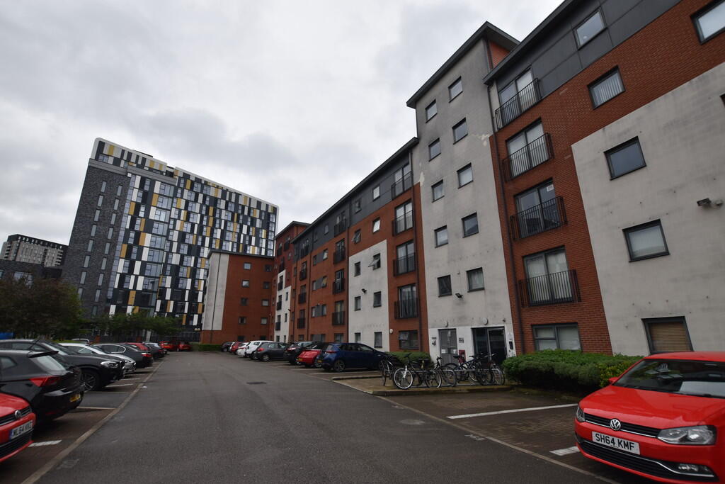 2 bed Apartment for rent in Salford. From Hannon Holmes Limited - Bolton