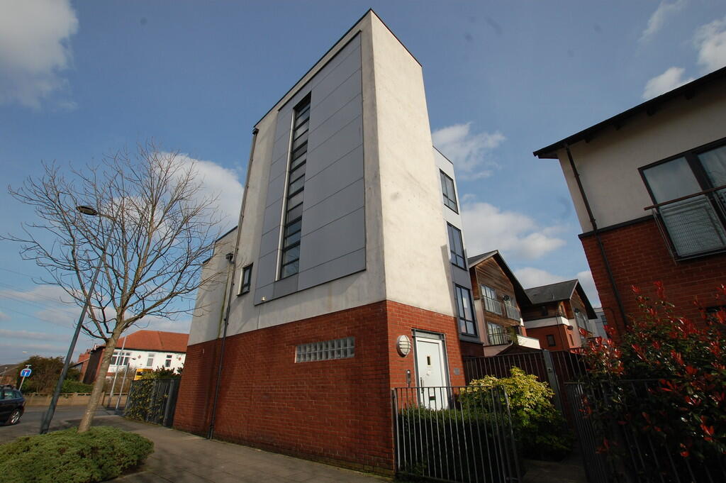 1 bed Apartment for rent in Gatley. From Hannon Holmes Limited - Bolton