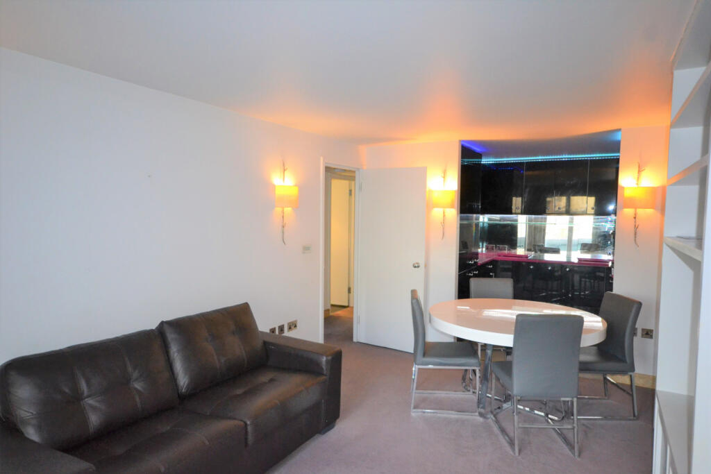 1 bed 1st Floor Flat for rent in Westminster. From Michael Charles Lettings Camden