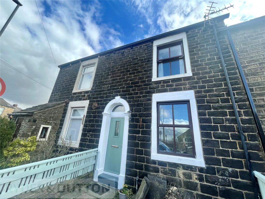 2 bed Mid Terraced House for rent in Lydgate. From Ryder & Dutton - Uppermill 2 bed Mid Terraced House for rent in Lydgate. From Ryder & Dutton - Uppermill