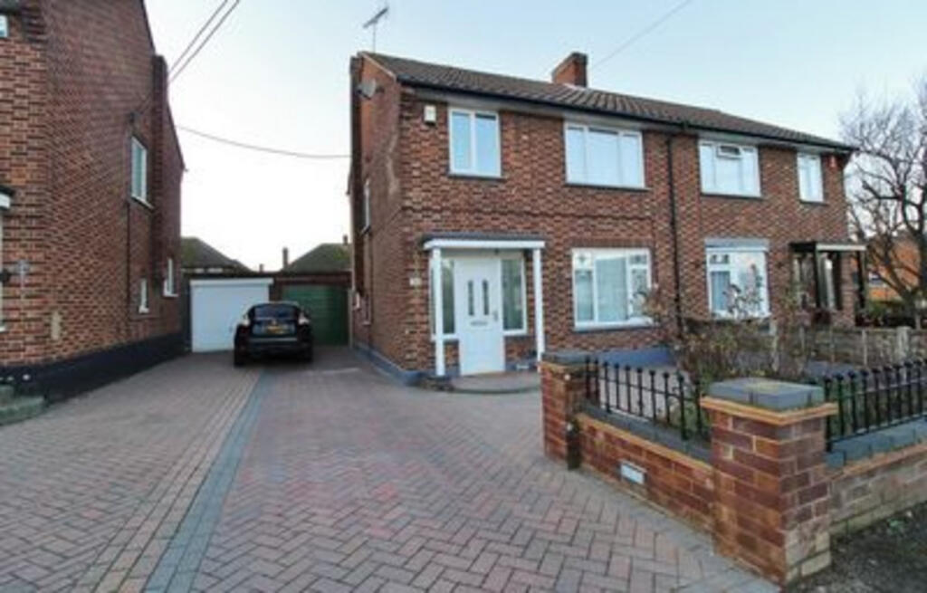 3 bed Semi Detached for rent in Tarpots. From Fisks Ltd - Benfleet