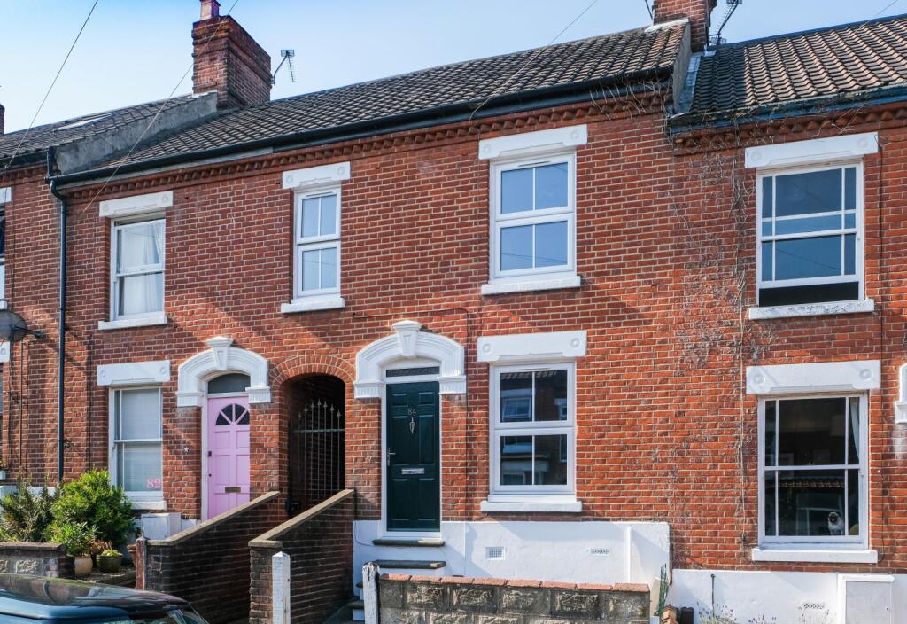 5 bed Detached for rent in Norwich. From Carvels Lettings - Norwich