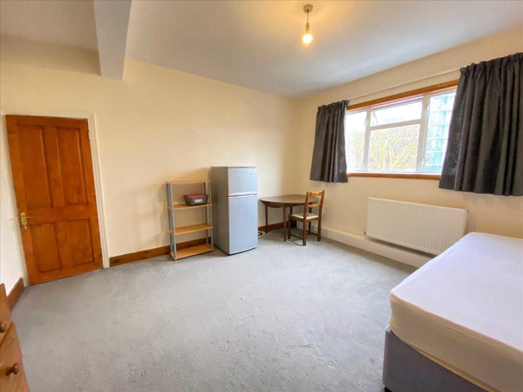 0 bed Room for rent in Acton. From Drayton Properties West Ealing