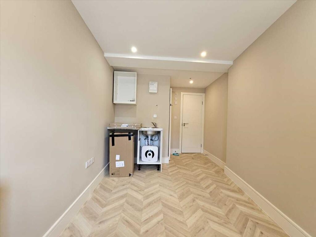 4 bed House Share for rent in Southall. From Drayton Properties West Ealing