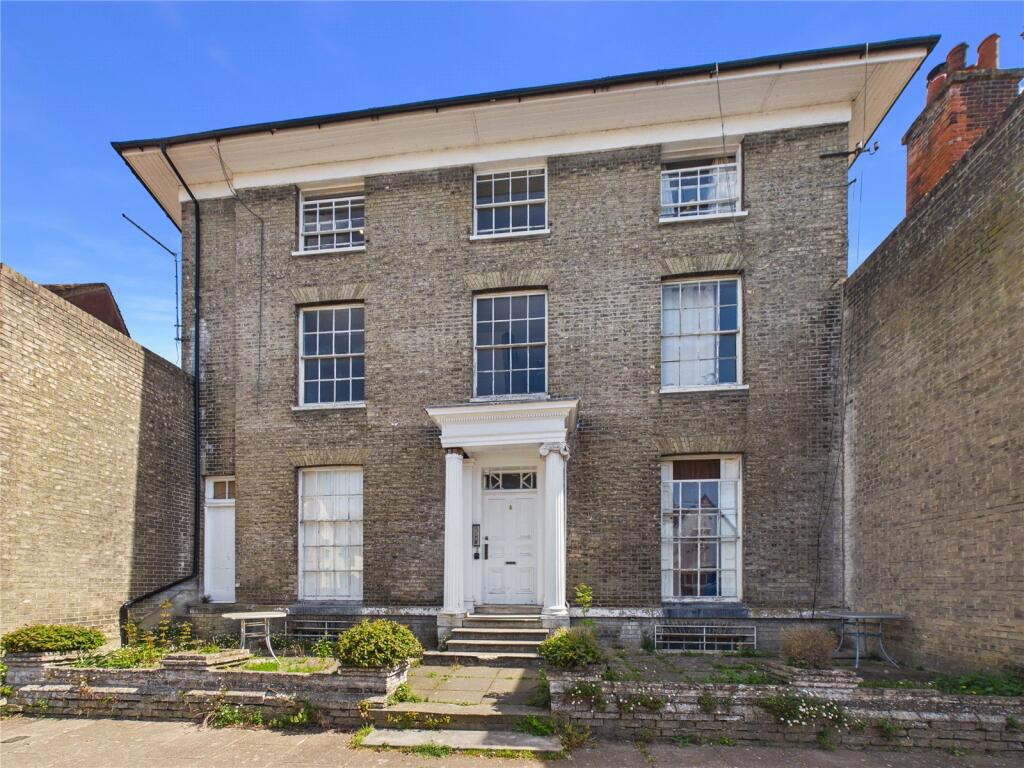4 bed Apartment for rent in Hadleigh. From Fenn Wright - Ipswich 4 bed Apartment for rent in Hadleigh. From Fenn Wright - Ipswich