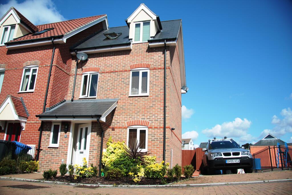 3 bed End of Terrace for rent in Rushmere St Andrew. From Fenn Wright - Ipswich 3 bed End of Terrace for rent in Rushmere St Andrew. From Fenn Wright - Ipswich