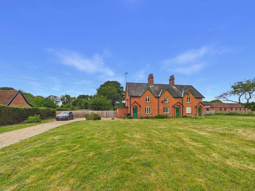 3 bed End of Terrace for rent in Nacton. From Fenn Wright - Ipswich 3 bed End of Terrace for rent in Nacton. From Fenn Wright - Ipswich
