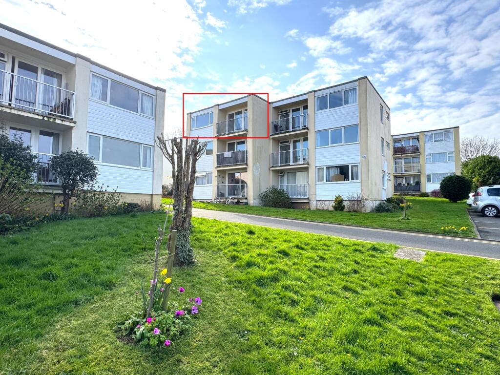 2 bed Apartment for rent in Dawlish Warren. From Devon Rose - Dawlish