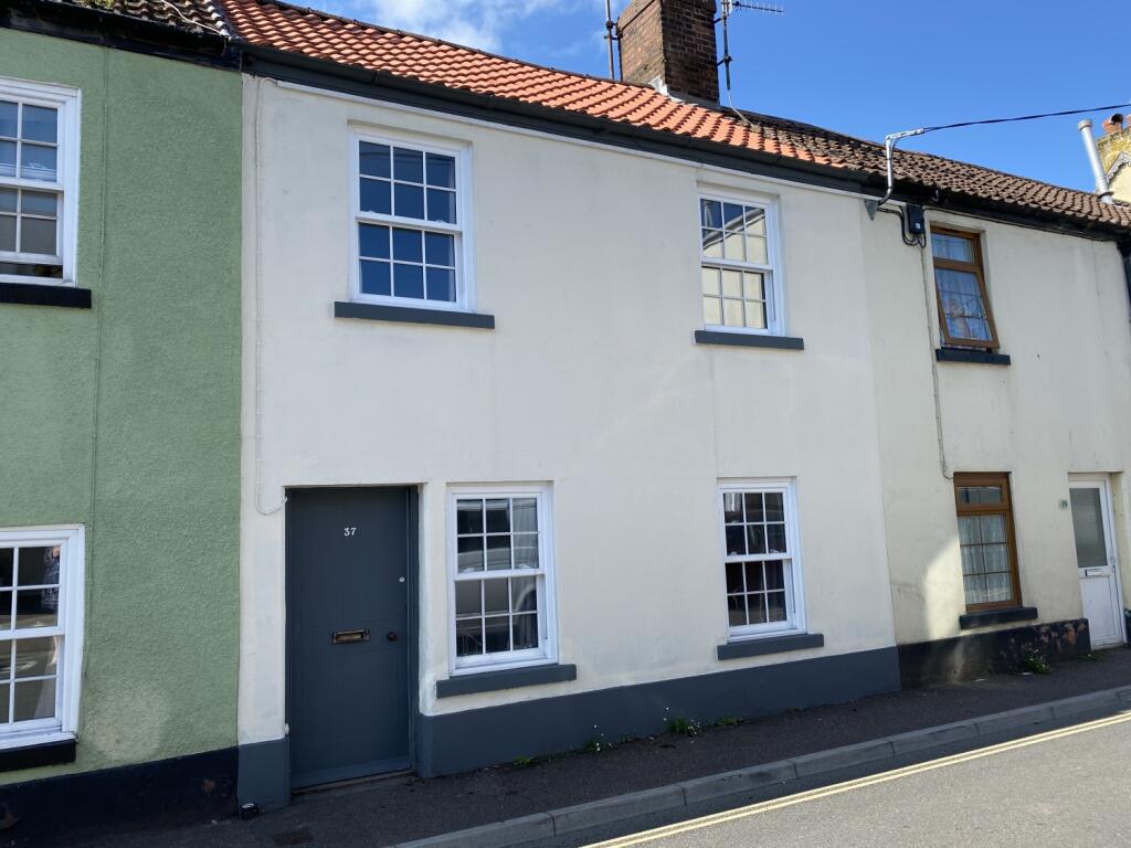 2 bed Mid Terraced House for rent in Dawlish. From Devon Rose - Dawlish