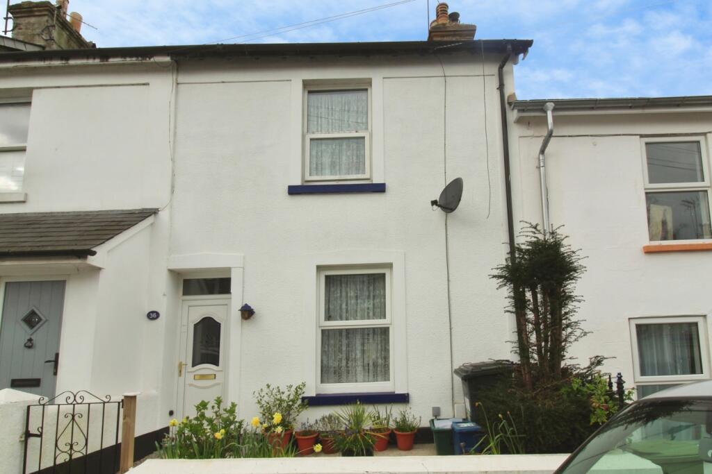 3 bed Mid Terraced House for rent in Newton Abbot. From Devon Rose - Dawlish