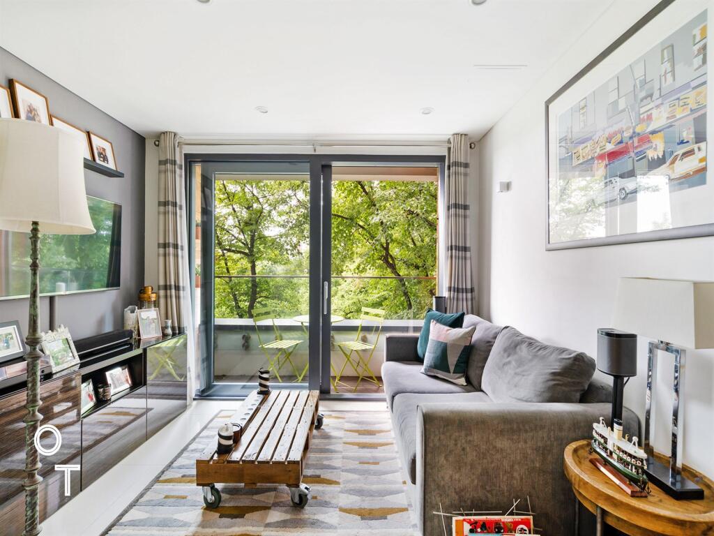 1 bed Apartment for rent in Camden Town. From Olivers Town - Kentish Town - Sales
