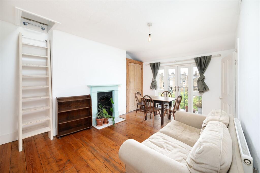 2 bed Apartment for rent in Camden Town. From Olivers Town - Kentish Town - Sales 2 bed Apartment for rent in Camden Town. From Olivers Town - Kentish Town - Sales