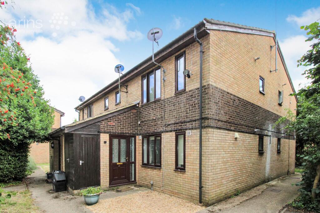 1 bed 1st Floor Flat for rent in Sindlesham. From Arins - Lower Earley 1 bed 1st Floor Flat for rent in Sindlesham. From Arins - Lower Earley