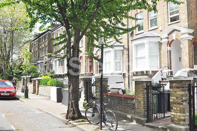 3 bed Apartment for rent in London. From Stelfort - London