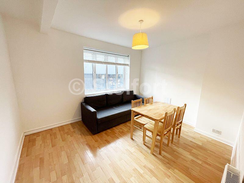 3 bed Apartment for rent in London. From Stelfort - London 3 bed Apartment for rent in London. From Stelfort - London