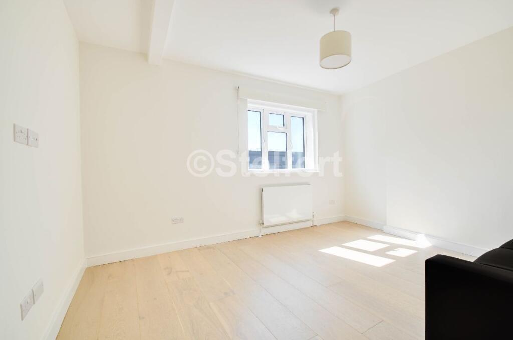 2 bed Apartment for rent in Camden Town. From Stelfort - London