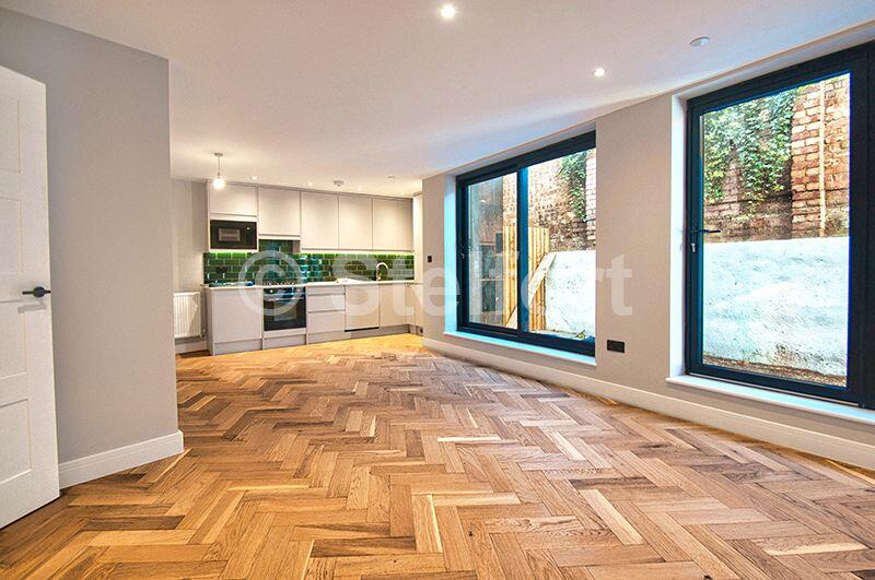 3 bed Apartment for rent in London. From Stelfort - London
