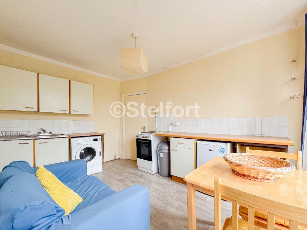 1 bed 1st Floor Flat for rent in London. From Stelfort - London