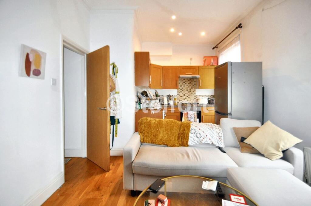 1 bed 1st Floor Flat for rent in Camden Town. From Stelfort - London