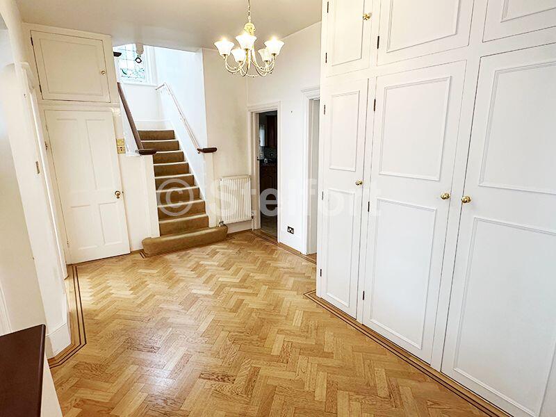 5 bed Semi Detached for rent in Hendon. From Stelfort - London
