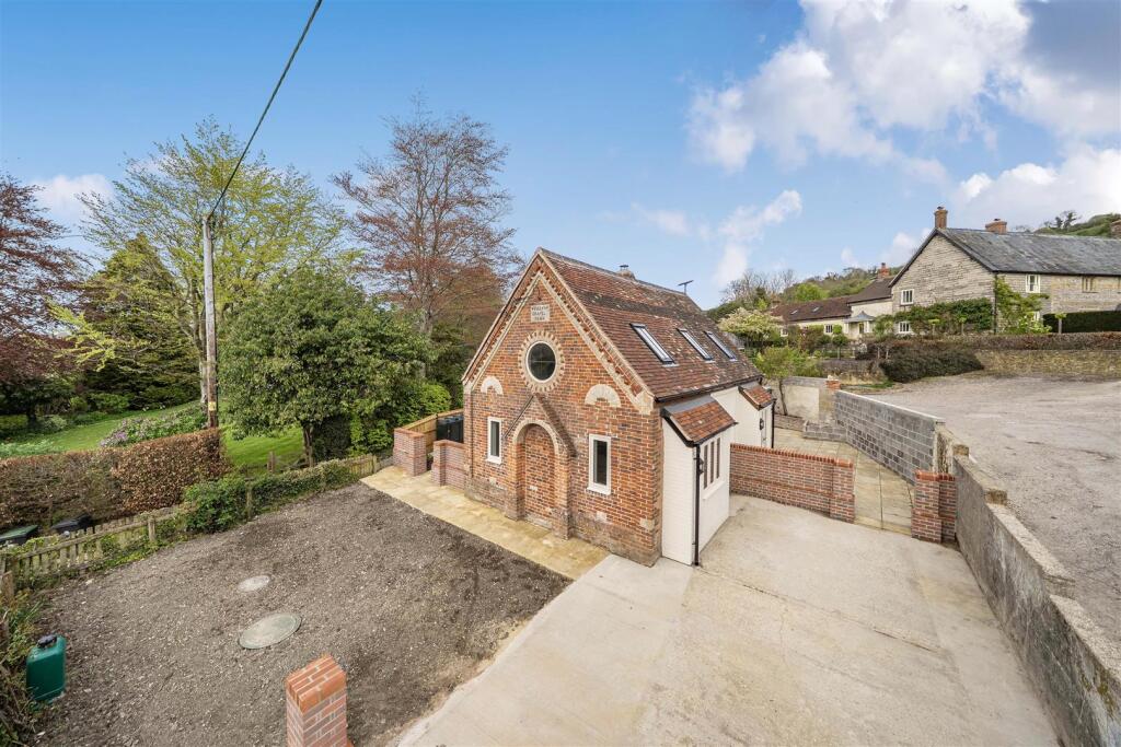 3 bed Detached for rent in Blandford Forum. From Symonds & Sampson - Blandford