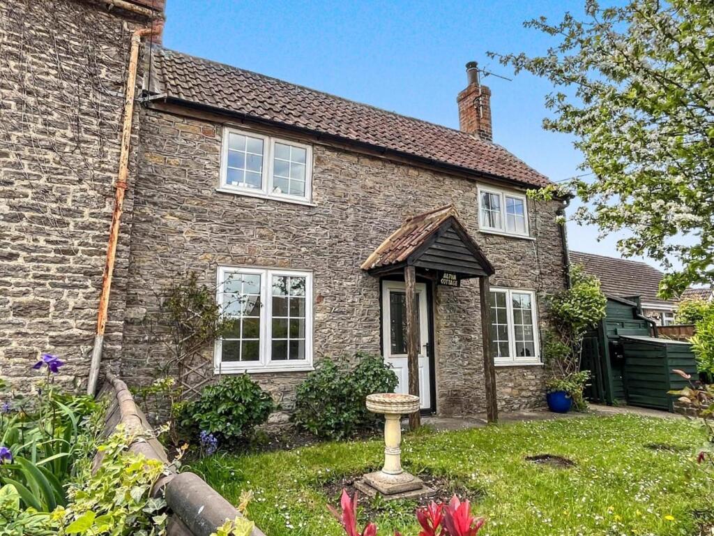 2 bed Semi Detached for rent in Templecombe. From Symonds & Sampson - Blandford 2 bed Semi Detached for rent in Templecombe. From Symonds & Sampson - Blandford