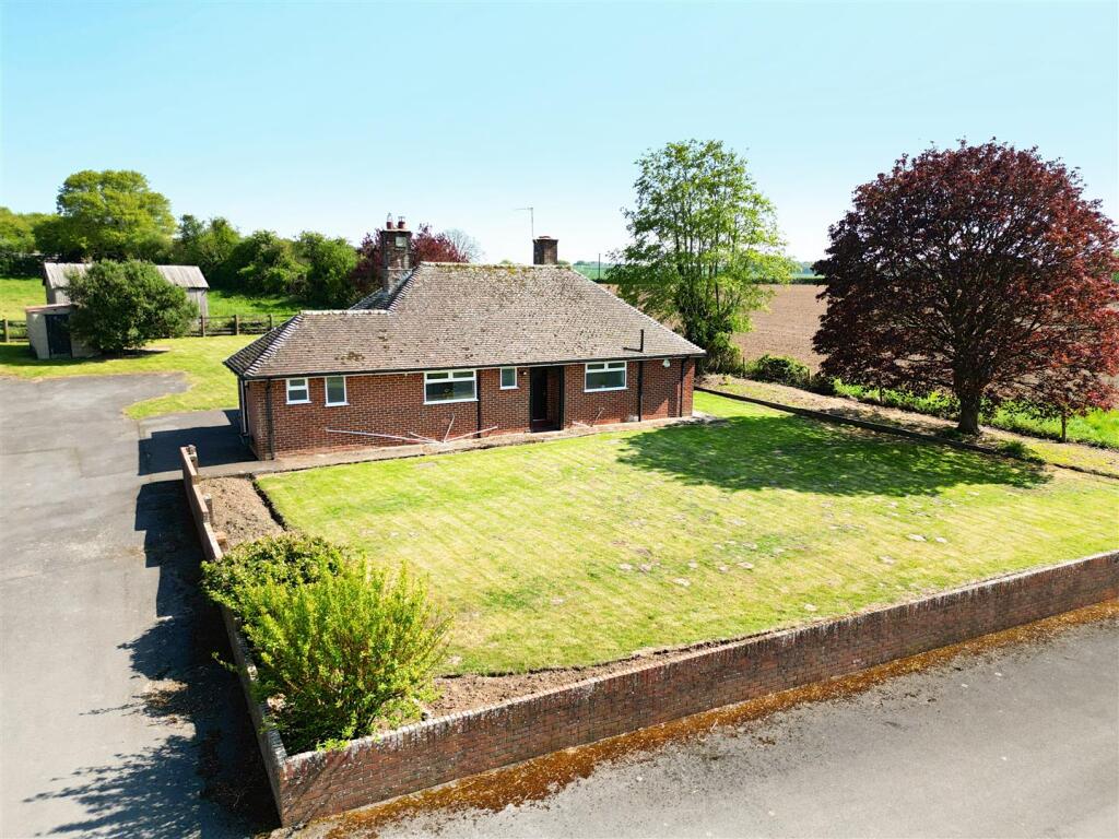 2 bed Detached bungalow for rent in Winterborne Zelston. From Symonds & Sampson - Blandford 2 bed Detached bungalow for rent in Winterborne Zelston. From Symonds & Sampson - Blandford