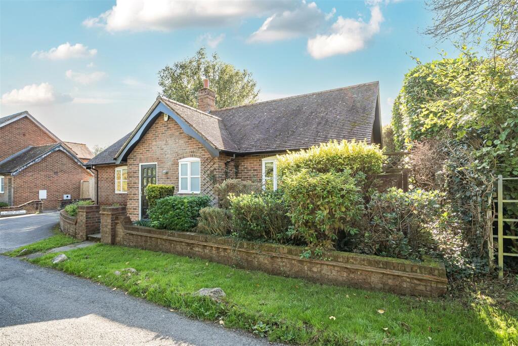 2 bed Detached bungalow for rent in Blandford Forum. From Symonds & Sampson - Blandford