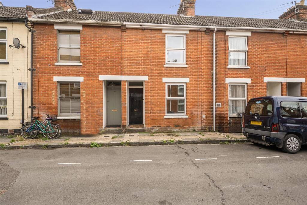 3 bed Detached for rent in Salisbury. From Symonds & Sampson - Blandford 3 bed Detached for rent in Salisbury. From Symonds & Sampson - Blandford