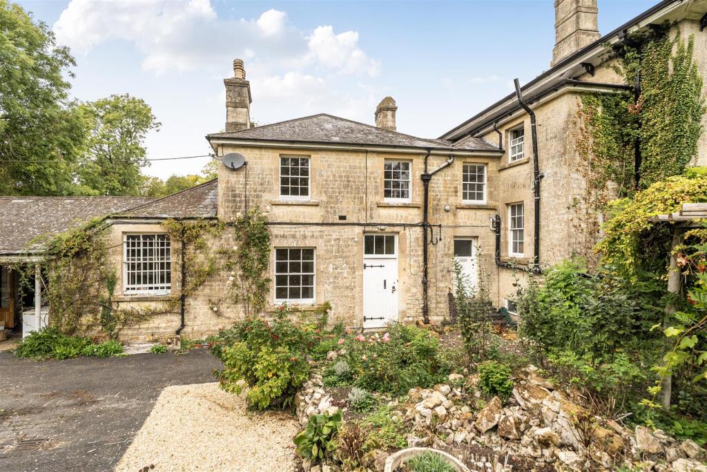 2 bed Detached for rent in Sturminster Newton. From Symonds & Sampson - Blandford 2 bed Detached for rent in Sturminster Newton. From Symonds & Sampson - Blandford