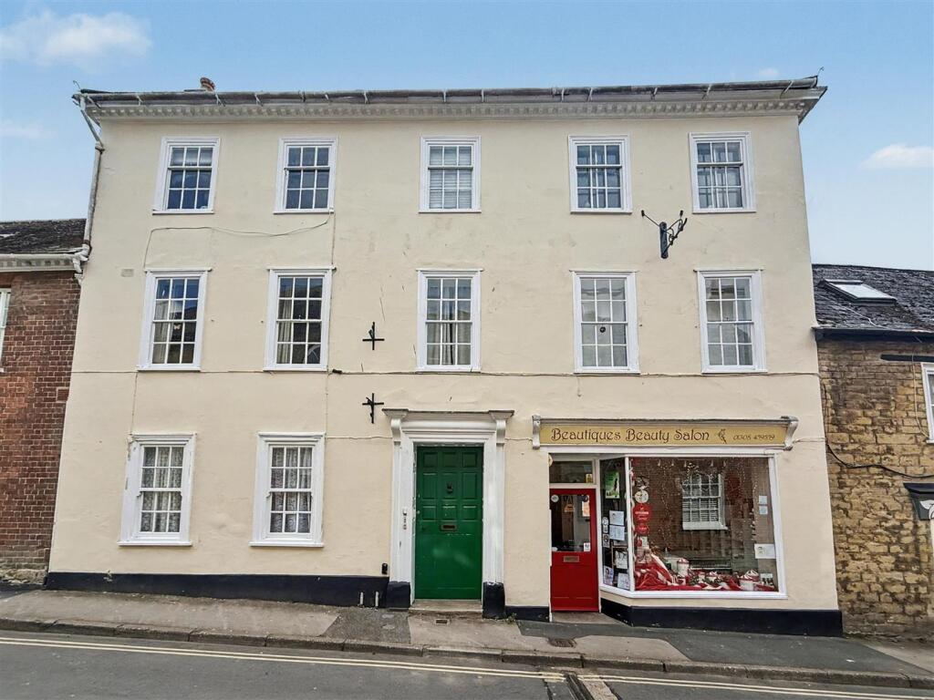 1 bed Apartment for rent in Bridport. From Symonds & Sampson - Bridport