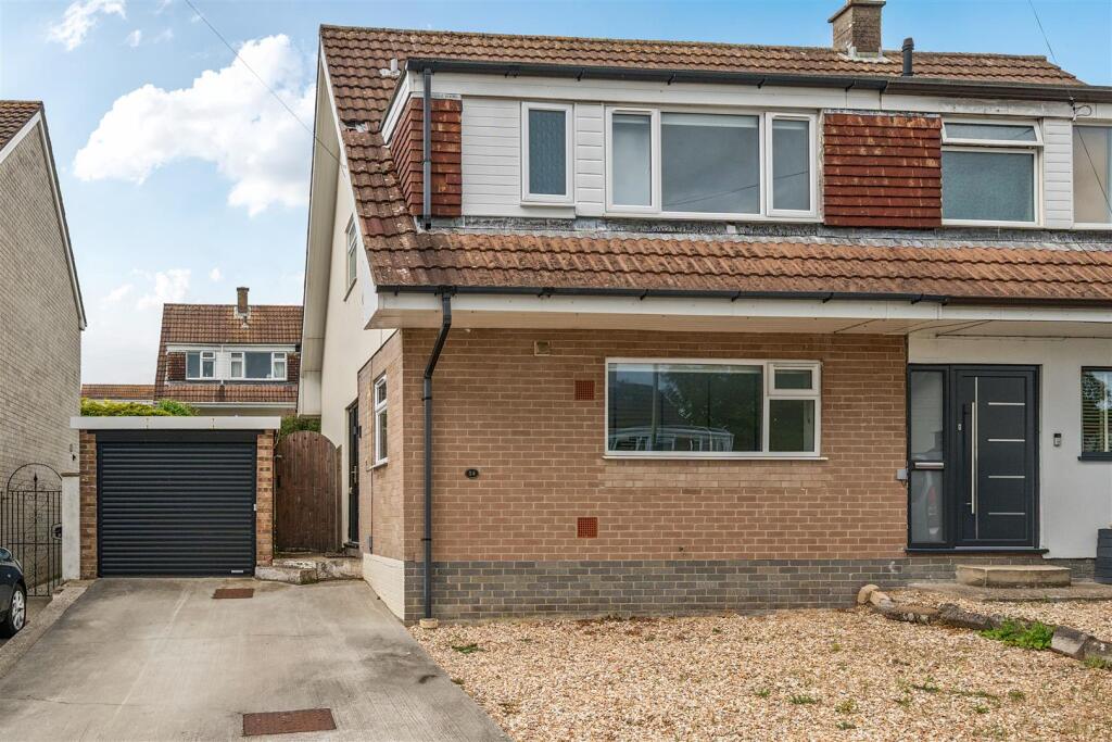 2 bed Semi Detached for rent in Axminster. From Symonds & Sampson - Bridport