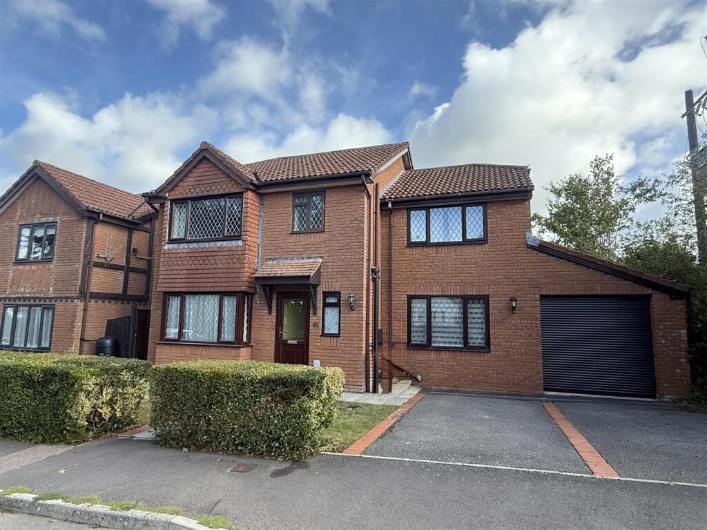 4 bed Detached for rent in Axminster. From Symonds & Sampson - Bridport