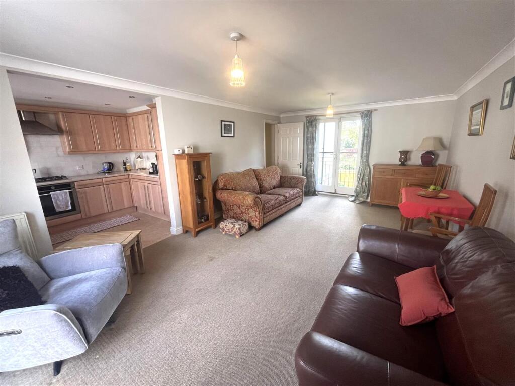 2 bed Apartment for rent in Dorchester. From Symonds & Sampson - Poundbury 2 bed Apartment for rent in Dorchester. From Symonds & Sampson - Poundbury