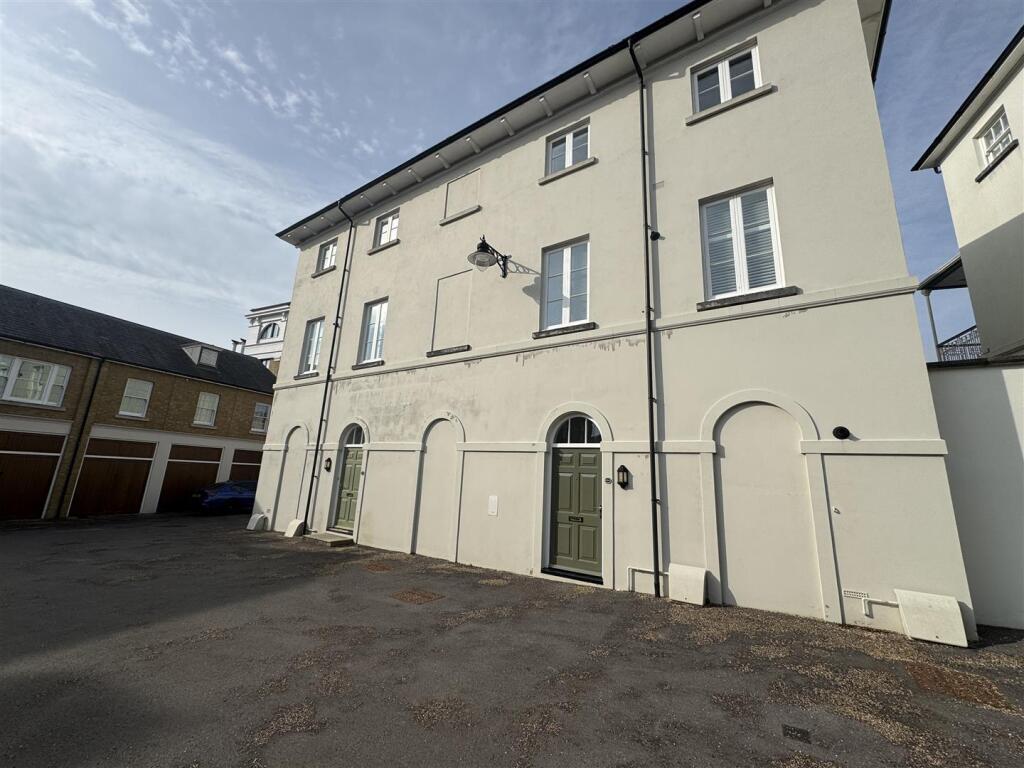 2 bed Apartment for rent in Dorchester. From Symonds & Sampson - Poundbury