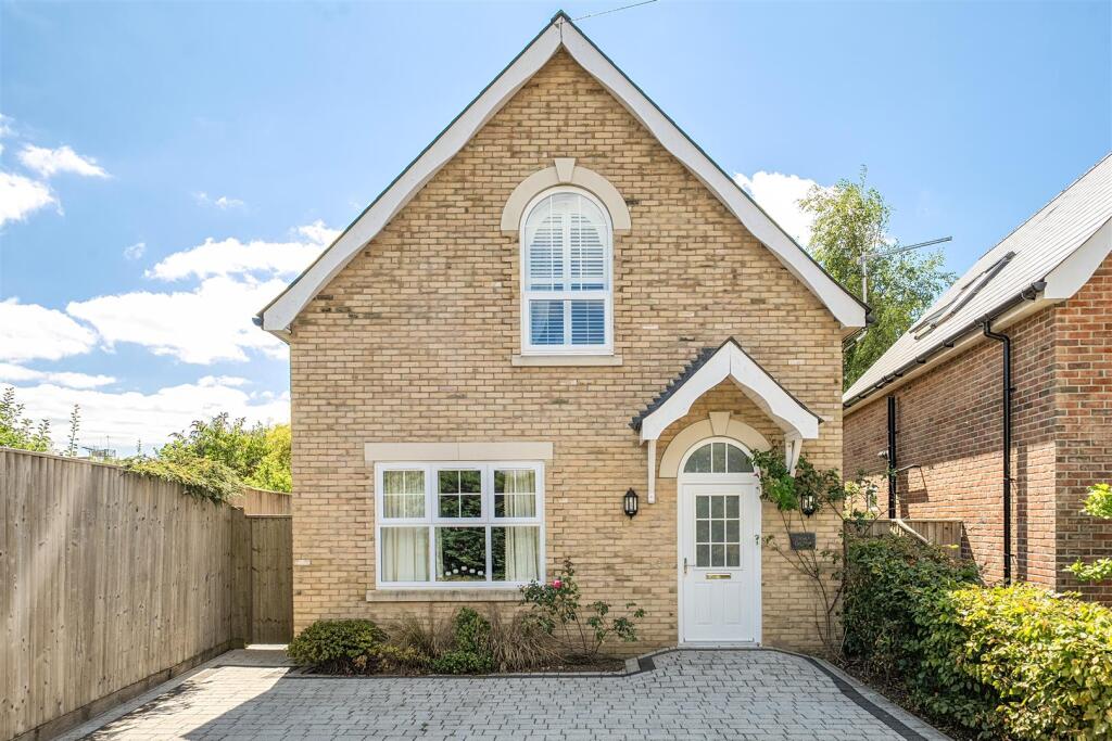 3 bed Detached for rent in Maiden Newton. From Symonds & Sampson - Poundbury 3 bed Detached for rent in Maiden Newton. From Symonds & Sampson - Poundbury
