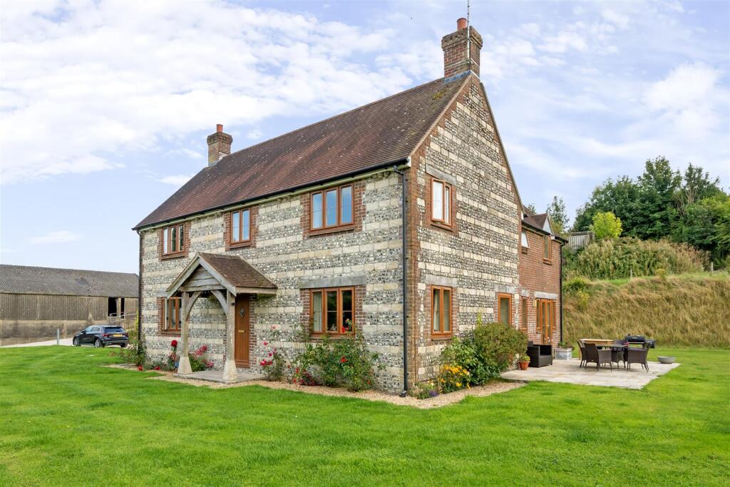 4 bed Detached for rent in Dorchester. From Symonds & Sampson - Poundbury 4 bed Detached for rent in Dorchester. From Symonds & Sampson - Poundbury