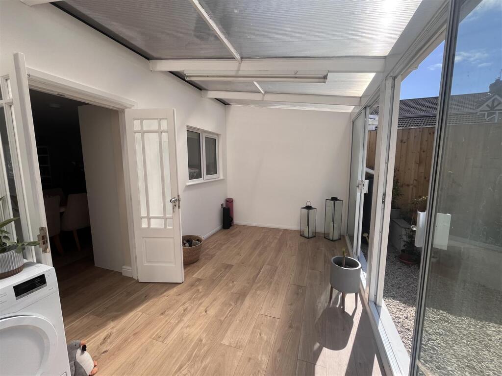 2 bed Semi Detached for rent in Sherborne. From Symonds & Sampson - Sherborne
