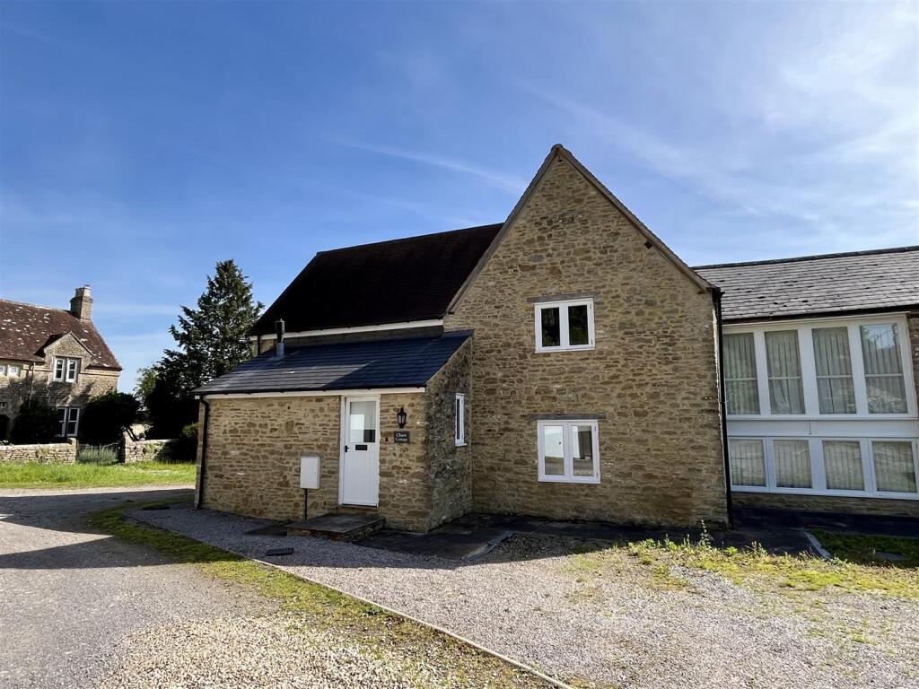 3 bed Semi Detached for rent in Wincanton. From Symonds & Sampson - Sturminster Newton